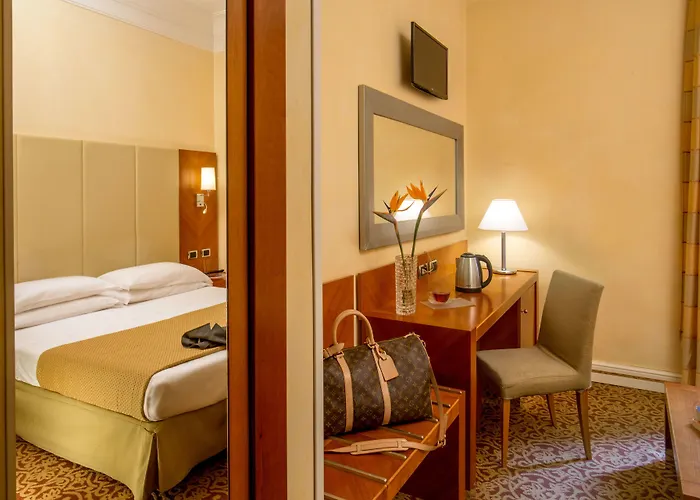 בית הארחה Triplyrooms Collection - Repubblica 3*